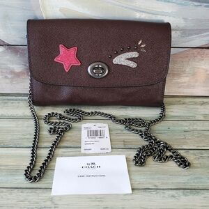 ***SOLD***COACH BEAR CHAIN BLACKBERRY/OXBLOOD CROSSBODY PURSE